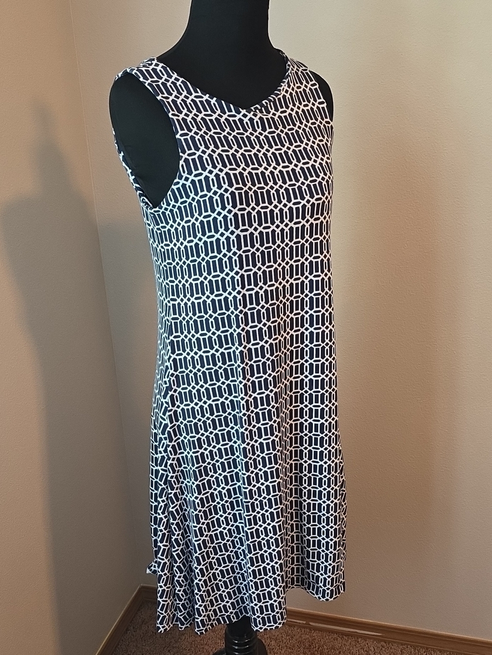 C&C California Navy and White Geometric Midi Dress